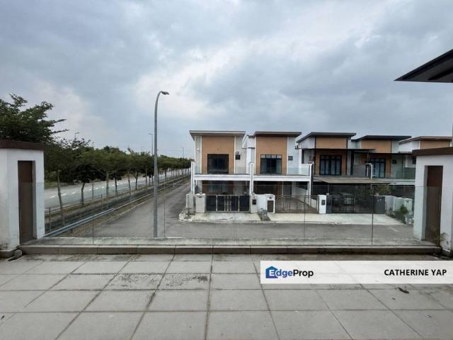 House for sale in Ulu Tiram, Johor
