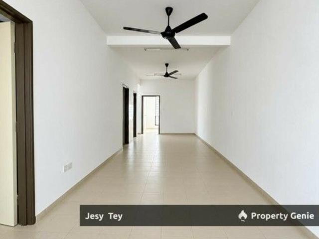 Townhouse for rent in Bandar Cemerlang, Ulu Tiram