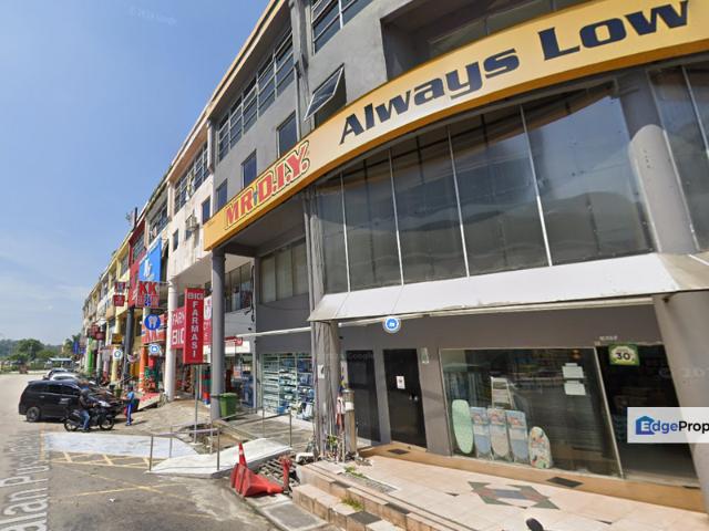 Shop for rent in Selayang, Selangor