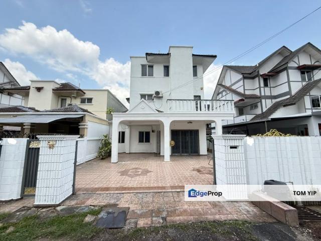 House for sale in Selayang, Selangor