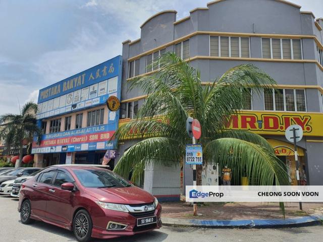 Shop for sale in Kajang, Langat
