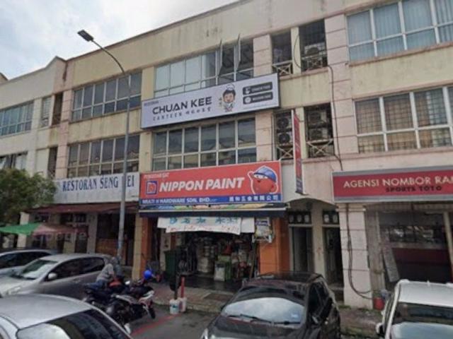Shop for rent in Kajang, Langat