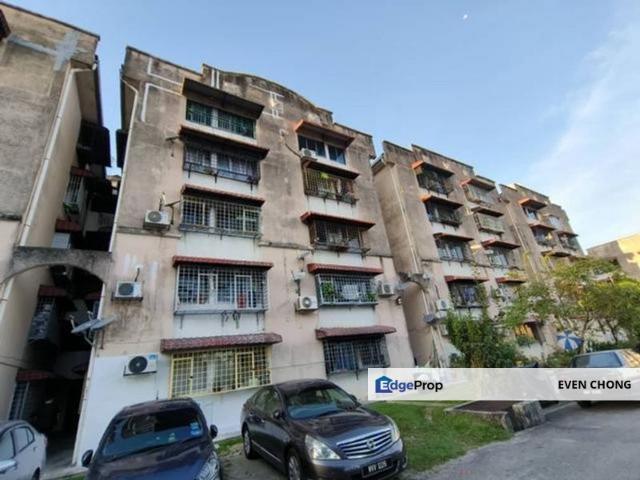 Flat for sale in Kajang, Langat