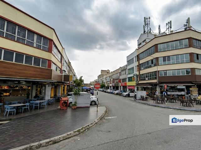 Shop for rent in Kajang, Langat