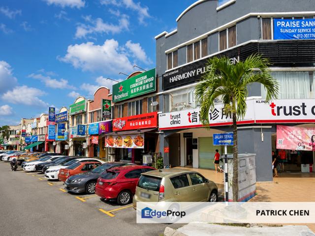 Shop for rent in Kajang, Langat