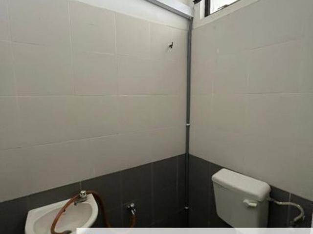 Shop for rent in Kajang, Langat