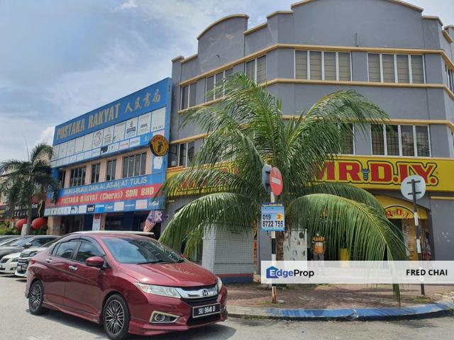 Shop for sale in Kajang, Langat