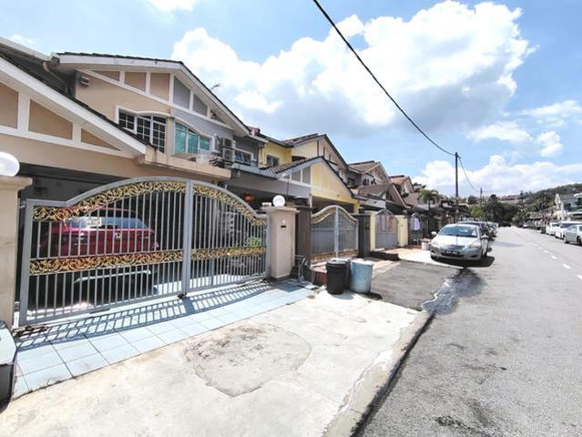 Terraced House for sale in Bandar Damai Perdana