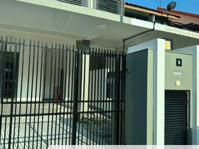 House for rent in Taman Perjiranan 11, Johor Bahru