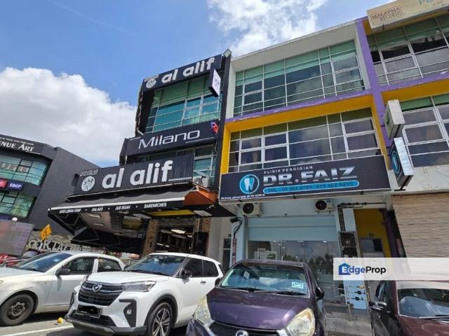 Shop for sale in Johor