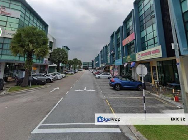 Shop for sale in B' Onn Hill Villas, Tebrau