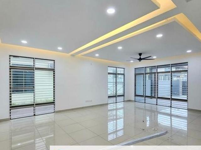 House for sale in Taman Perjiranan 11, Johor Bahru