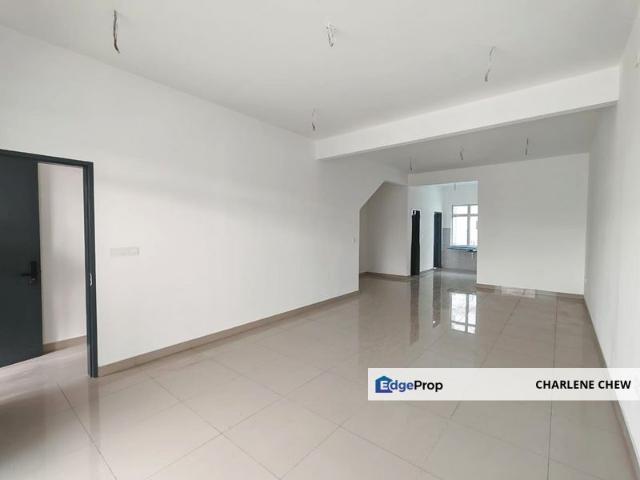 House for rent in Taman Perjiranan 11, Johor Bahru
