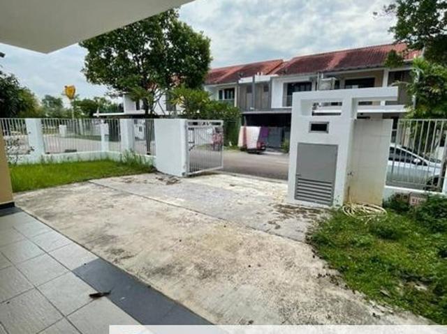 House for sale in Taman Perjiranan 11, Johor Bahru