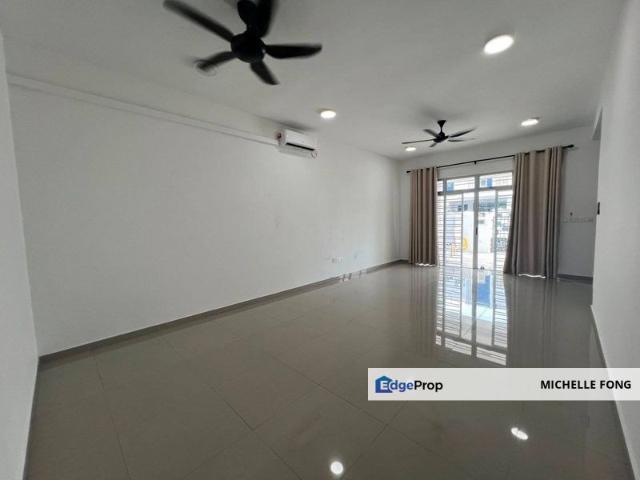 House for sale in Taman Perjiranan 14, Johor Bahru