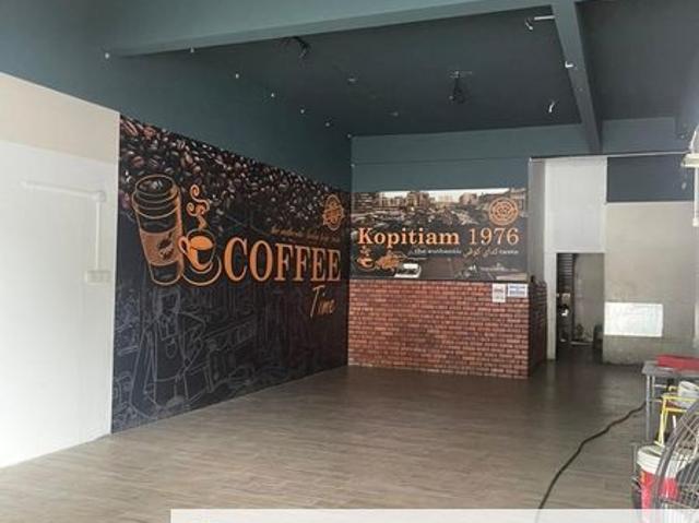 Shop for rent in Taman Perjiranan 12, Tebrau