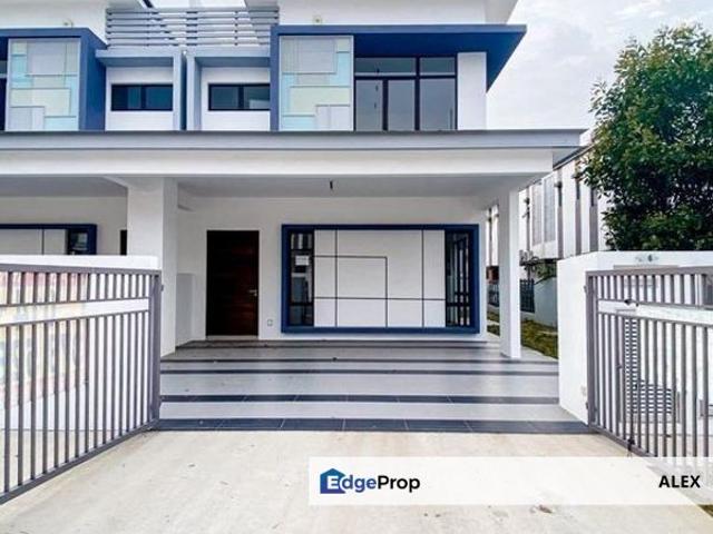 House for sale in Sendayan Village, Negeri Sembilan