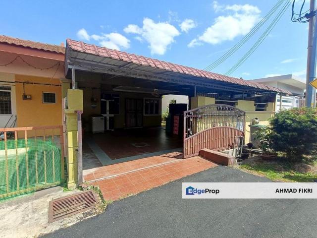House for sale in Sendayan Village, Negeri Sembilan