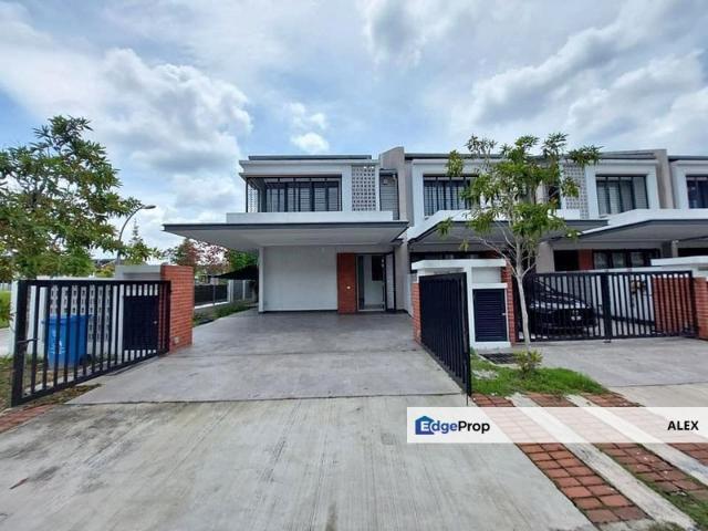 House for sale in Sendayan Village, Negeri Sembilan