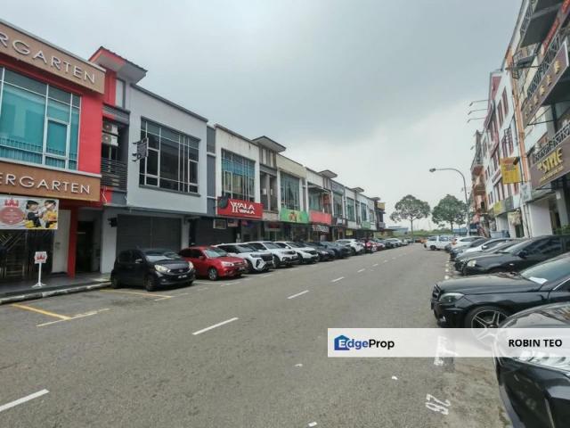 Shop for sale in Kulai