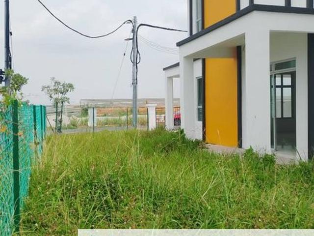 House for rent in Malaka