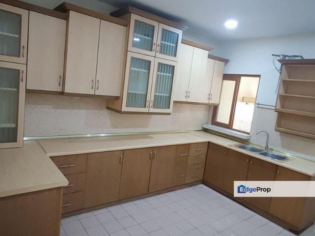 House for sale in Petaling, Subang Jaya