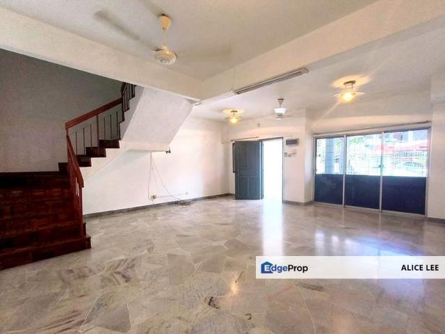 House for sale in Petaling, Subang Jaya