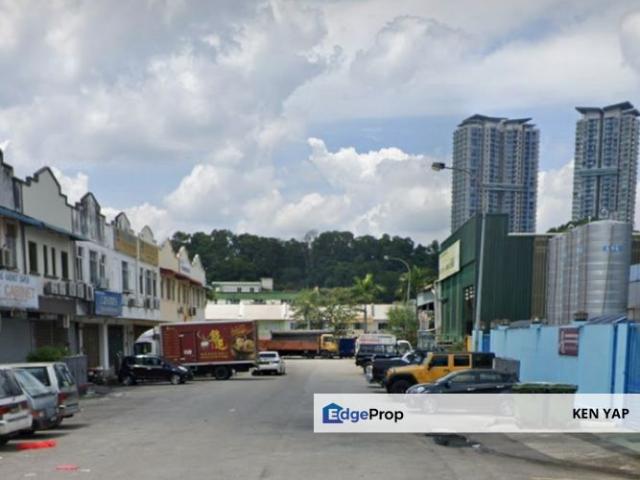 Warehouse for rent in Petaling, Subang Jaya