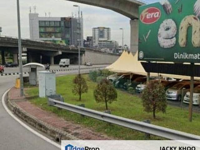 Shop for sale in Petaling, Subang Jaya