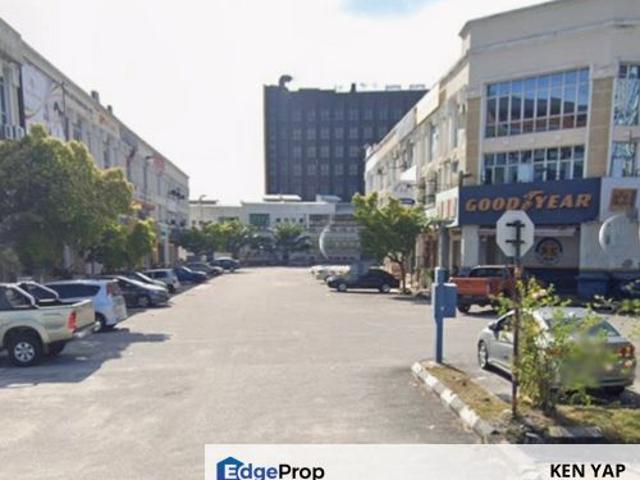 Shop for sale in Petaling, Subang Jaya