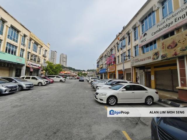Shop for sale in Petaling, Subang Jaya