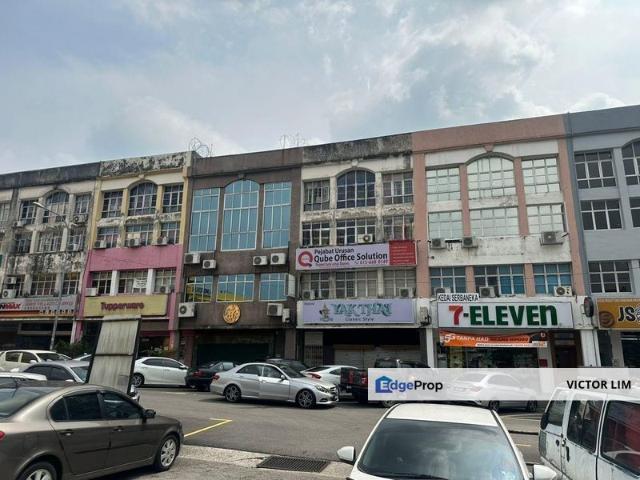 Shop for sale in Petaling, Subang Jaya