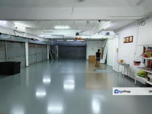 Shop for rent in Petaling, Subang Jaya