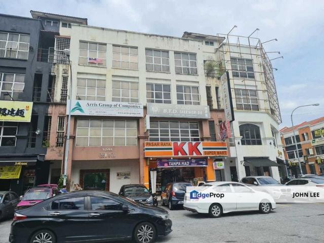 Shop for sale in Petaling, Subang Jaya