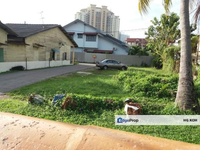 Shop for sale in Malaka