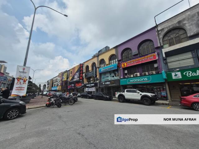 Shop for rent in Kajang, Langat