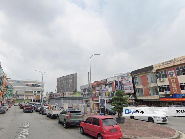 Shop for rent in Kajang, Langat