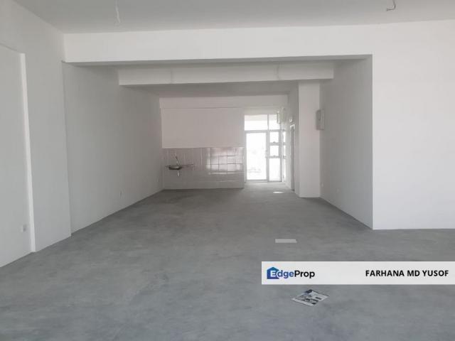 Shop for sale in Kajang, Langat