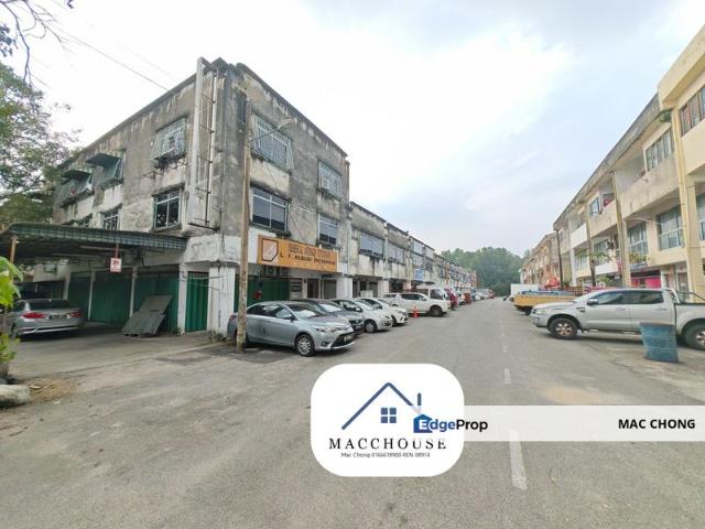Shop for sale in Kajang, Langat