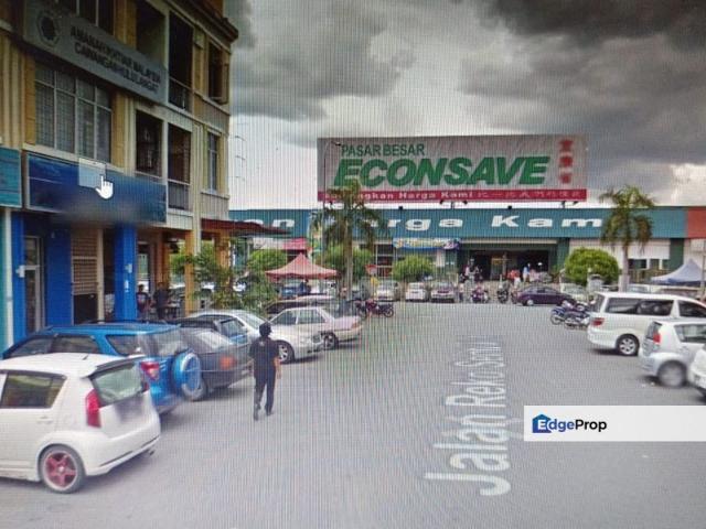 Shop for rent in Kajang, Langat
