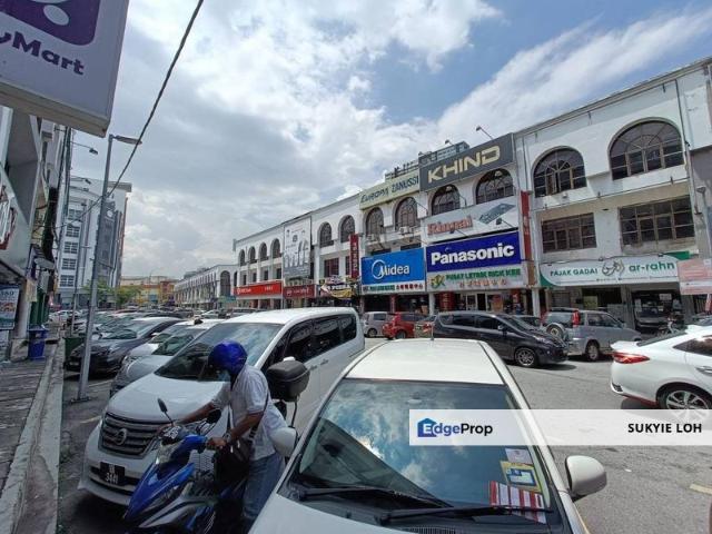 Shop for sale in Kajang, Langat