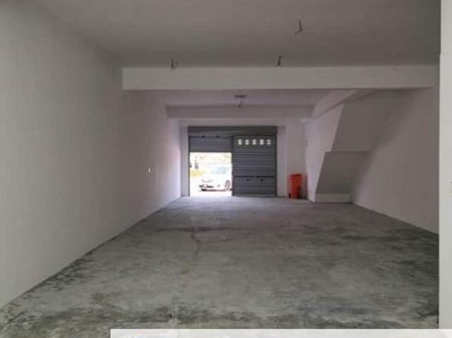 Shop for rent in Kajang, Langat