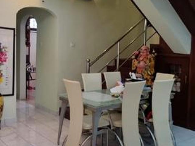 Terraced House for rent in Country Heights Damansara, Kuala Lumpur