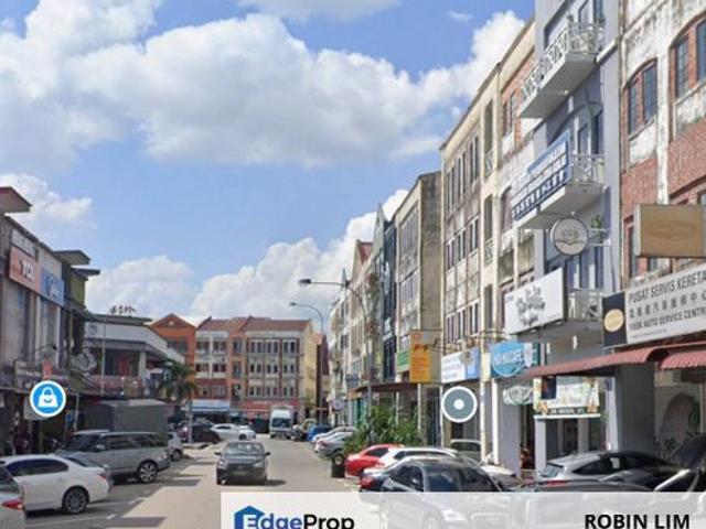 Shop for sale in Petaling, Subang Jaya