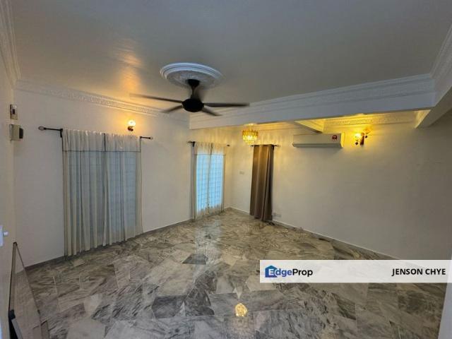 House for sale in Petaling, Subang Jaya