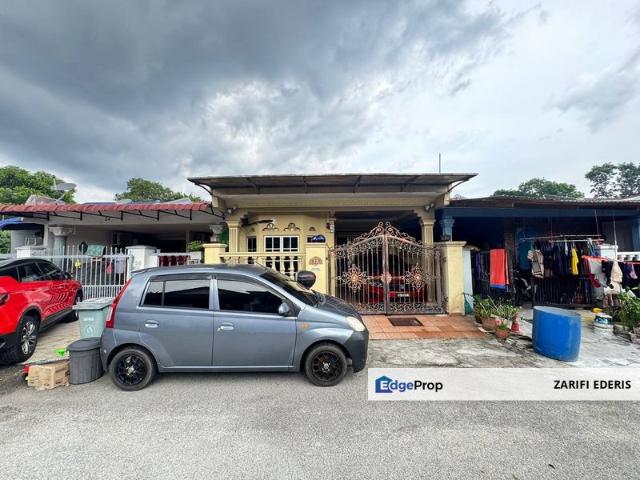 House for sale in Petaling, Subang Jaya