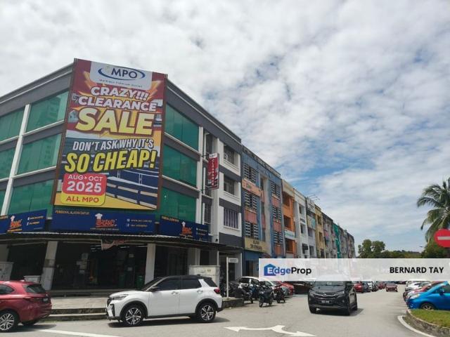 Shop for sale in Petaling, Subang Jaya