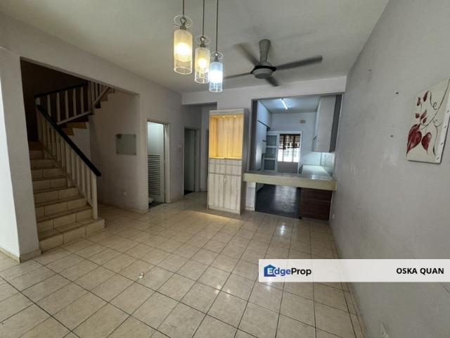 House for sale in Bandar Kinrara 5, Majlis Bandaraya Subang Jaya