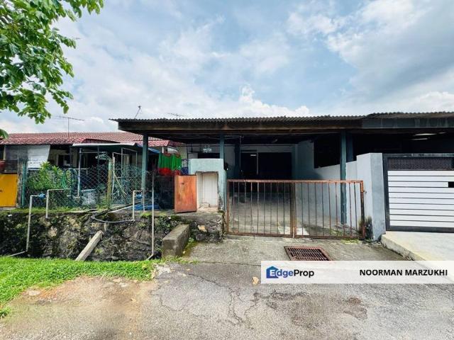House for sale in Petaling, Subang Jaya