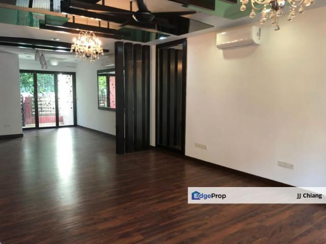 House for sale in Bandar Kinrara 5, Majlis Bandaraya Subang Jaya